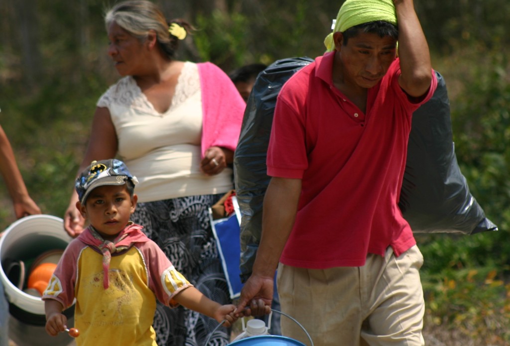 Miles de afectados por el desplazamiento forzado en Chiapas carecen de condiciones para su retorno. Foto: Ángeles Mariscal/ChiapasPARALELO