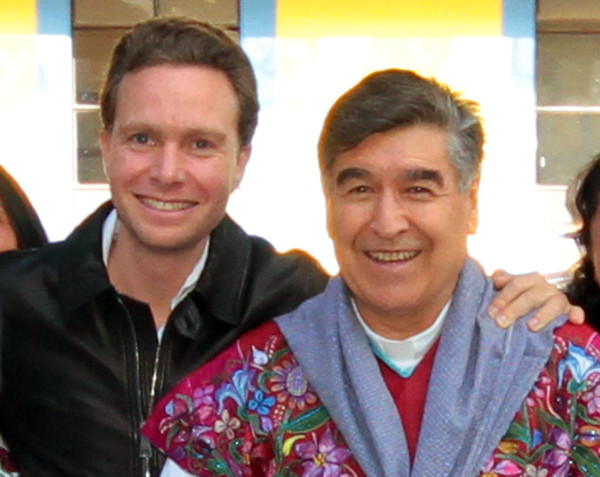 El obispo Felipe Arizmendi celebró con integrantes de la Iglesia, el gobierno, y feligreses. Foto: Icoso