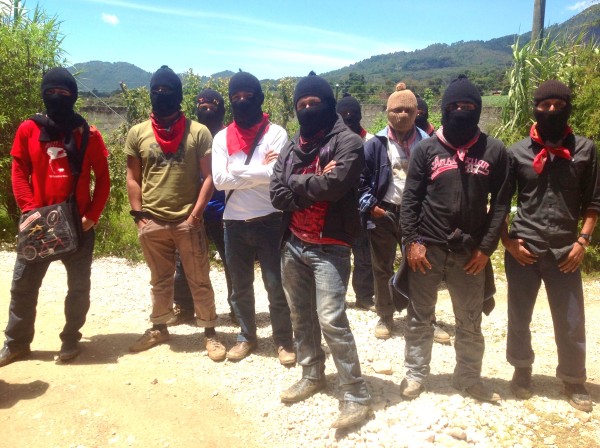 El gobierno de Enrique Peña Nieto pretende que el EZLN acepte reunirse con sus representantes. Foto: Isaín Mandujano/Chiapas PARALELO