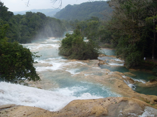 El agua, finita, limitada e imprescindible para la vida. Foto: Cascadas de Agua Azul/Cortesía Conanp