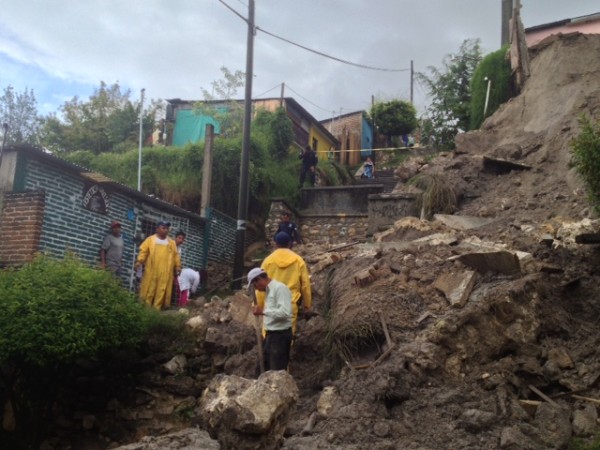 Casas de Comitán fueron construidas en zonas de riesgo, y con las lluvias se deslizaron. Foto: Fredy Martín/Chiapas PARALELO