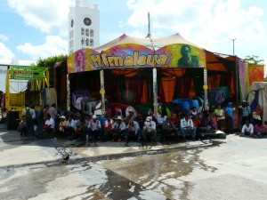 Bajo la sombra del cacique: Foto: Chiapas PARALELO