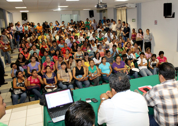 Gobierno de Chiapas dio a conocer  que enviará  más de 200 docentes interinos para suplir a maestros que participan en movilizaciones contra la "reforma educativa". Foto: Icoso