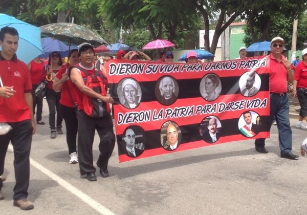 Marcha de maestros de las Secciones 7 y 40 del SNTE. Foto: Isaín Mandujano/Chiapas PARALELO