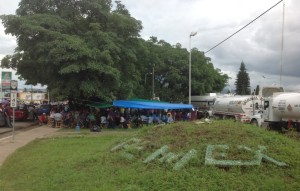 La toma de la planta de PEMEX podría repetirse con más horas de bloqueo en una próxima visita. Foto: Isaín Mandujano/Chiapas PARALELO