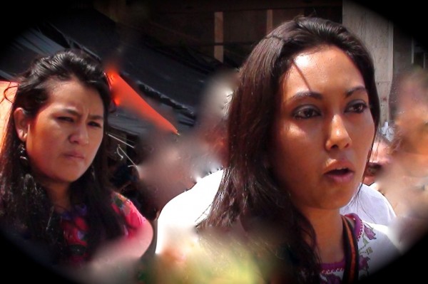 Las hijas de Adela Gómez Y Noé Hernández, explicaron que sus padres fueron detenidos por solución a las demandas de las organizaciones sociales y campesinas. Foto: Ángeles Mariscal/Chiapas PARALELO