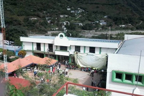 La presidencia municipal de Amatenango de la Frontera también fue tomada por maestros y maestras. Foto: Chiapas PARALELO