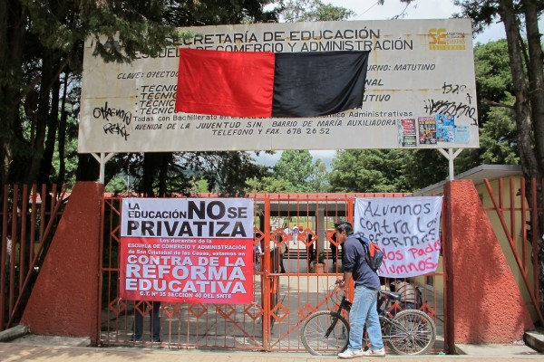 Maestros dicen haber entrado a una nueva fase de lucha, donde cuentan con el apoyo de padres de familia. Foto: Carlos Herrera