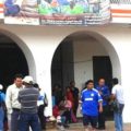Trabajadores al servicio del gobierno de Chiapas denunciaron que no les pagaron la quincena de octubre, y otras prestaciones. Foto: Carlos Hererra