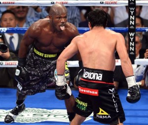 timothy-bradley-jr-v-juan-20131013-051038-831