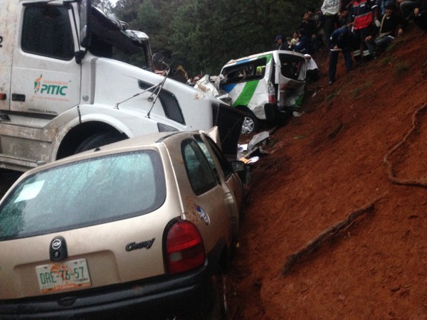 Accidente en Teopisca deja 8 personas fallecidas. Foto: Amalia Avendaño