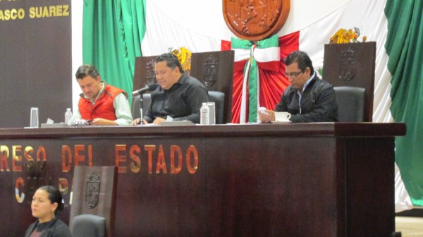Diputados  se reunieron  un día anterior con el gobernador Manuel Velasco Coello en el lienzo charro de la Feria Chiapas. Foto: Chiapas PARALELO