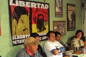 Aspecto de la conferencia de prensa de mayo de 2012, para exigir la libertad de Patishtán y del zapatista Francisco Sántiz. Foto: Red de Medios Libres  
