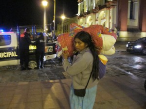 Mujeres de Chanal carecen de un lugar para vivir. Foto: Emiliano Hernández 