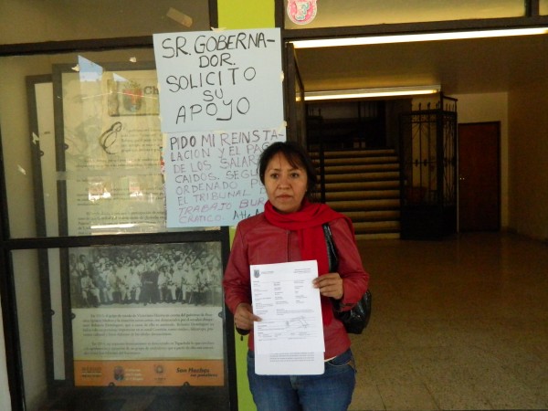 Amalia Rufina Santiago Ambrosio inició una huelga de hambre frente a la alcaldía de Zinacantán. Foto: Amalia Avendaño