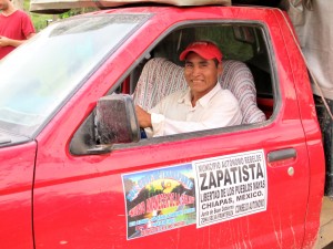 Cooperativa de transporte del EZLN en la Selva, Foto Ángeles Mariscal/Chiapas PARALELO