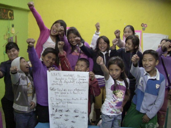 “Trabajamos para comprar comida, ropa, pagar servicios, para nuestra educación”. Foto: Cortesía