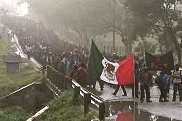 EZLN en manifestación el 23 de diciembre de 2012. Foto: Ángeles Mariscal/Chiapas PARALELO