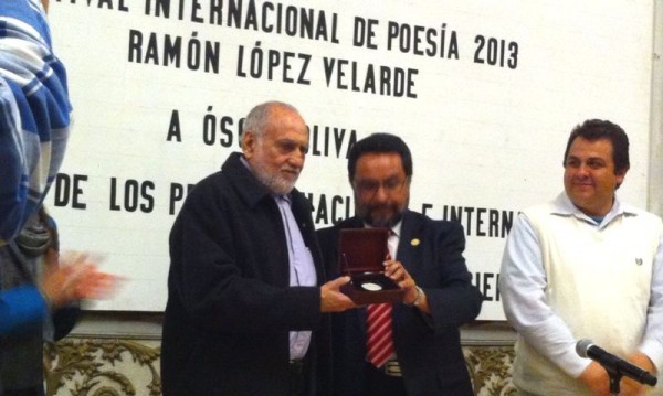 El poeta chiapaneco, Oscar Oliva, Premio Internacional de Poesía “Ramón López Velarde” 2013