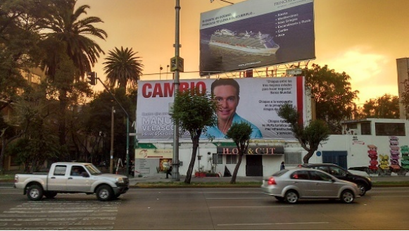 Publicidad de Manuel Velasco Coello en la Ciudad de México. Foto: Revolucióntrespuntocero