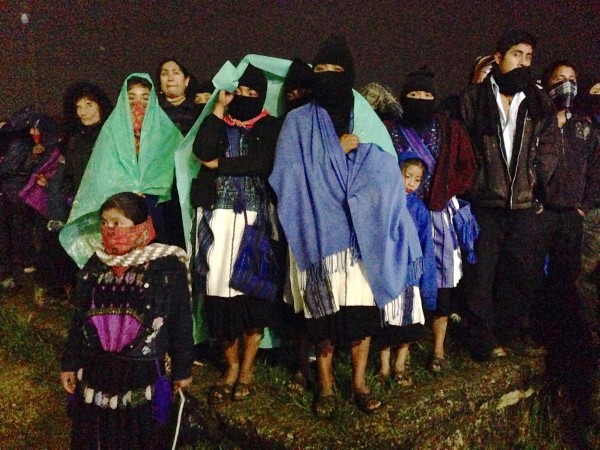 Familia del EZLN en el evento del 20 aniversario