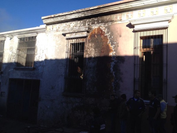 Casas consideradas monumentos históricos, fueron dañadas por el incendio. Foto: Fredy Martín Pérez 