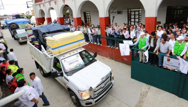 Envían ayuda humanitaria a los  más de11 mil afectados en la región Norte de Chiapas por las lluvias de los seis Frentes Fríos. Cortesía/Chiapas PARALELO