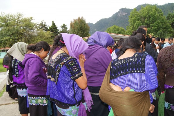 Mujeres desplazadas del Ejido Puebla, municipio de Chenalhó. Foto: Frayba