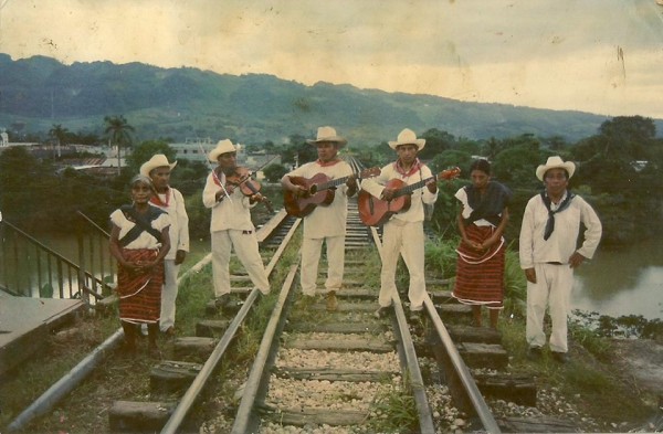 Músicos tradicionales en Ocotepec. Foto: Cortesía Rokero Miguel