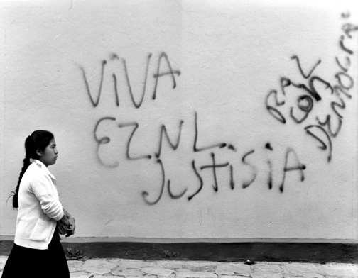 Leyenda con las demandas del EZLN. Foto: Red de Medios Libres