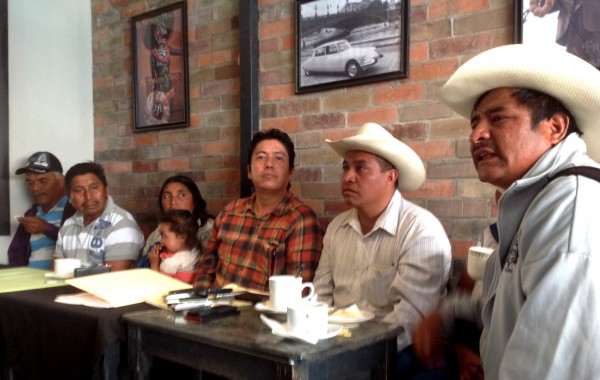 Desplazados de Carranza y Teopisca en Tuxtla. Piden intervención del gobierno para regresar a sus comunidades de origen. Foto Chiapas PARALELO