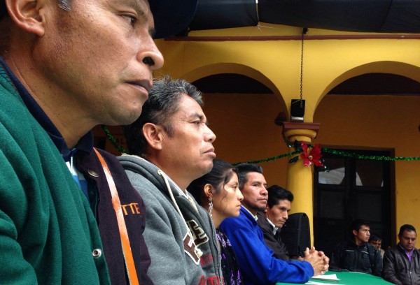 Indígenas tsotsiles de Chenalhó, presentan el Consejo de Contralorías Comunitarias en el municipio de Chenalhó. Fotos: Isaín Mandujano/Chiapas PARALELO