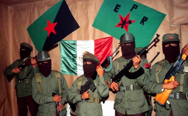 Fustiga el EPR a las autodefensas de Michoacán, son la estrategia de paramilitarización del gobierno federal, acusan.