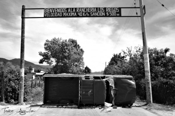 Velocidad máxima. Los Riegos, Comitán, Chiapas. Foto: Toño Aguilar