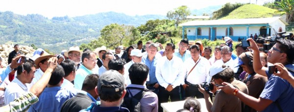 Desde agosto pasado, más de un centenar de indígenas católicos fueron desplazados por evangélicos que son mayoría en el ejido Puebla de Chenalhó. 