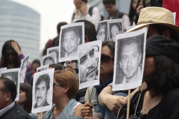 Manifestación de periodistas. Foto: Prometo Lucero