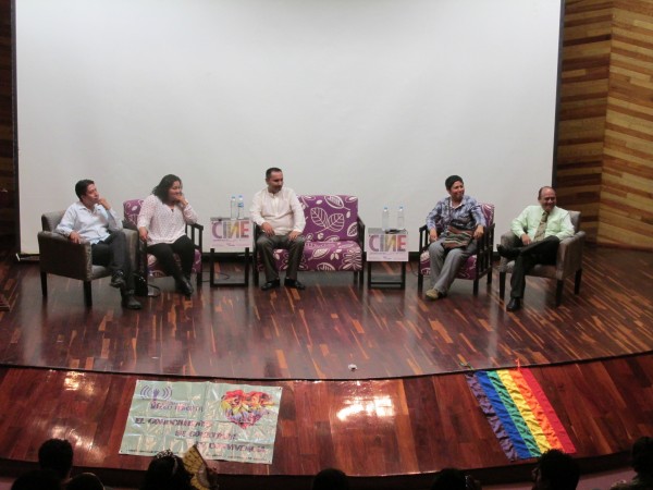 Después de la muestra de cine, se realizó un panel sobre el tema de "matrimonio igualitario". Foto: Sandra de los Santos/ Chiapas PARALELO.