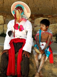 Carnaval en Huixtán, Chiapas. Fotos: Amalia Avendaño