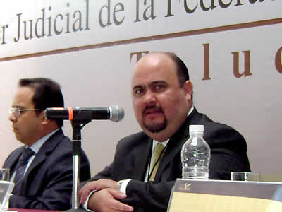 Sergio Arturo Valls Esponda es de origen chiapaneco, pero toda su vida política y profesional la ha realizado en el Estado de México, de donde fue comisionado del Instituto de Transparencia. Foto: Infoem.