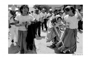 Danza de las plumas de la guacamaya y del pavo real. Danza zoque con motivo a la apertura del carnaval de Tuxtla Gutiérrez. Foto: Jacob García