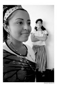 Danza de las plumas de la guacamaya y del pavo real. Danza zoque con motivo a la apertura del carnaval de Tuxtla Gutiérrez. Foto: Jacob García