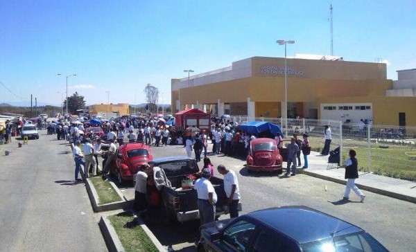 Paran labores médicos y enfermeras de nueve municipios de la Jurisdicción No. 03 de Comitán. Demandan meidcamentos e insumos para laborar. Foto: Fredy Martín Pérez