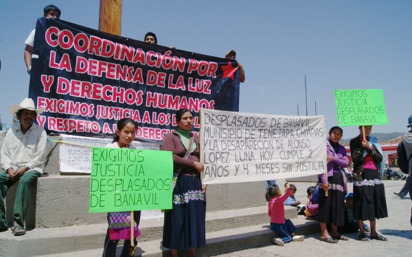 Desplazados de Banavil exigen justicia. Foto: Amalia Avendaño