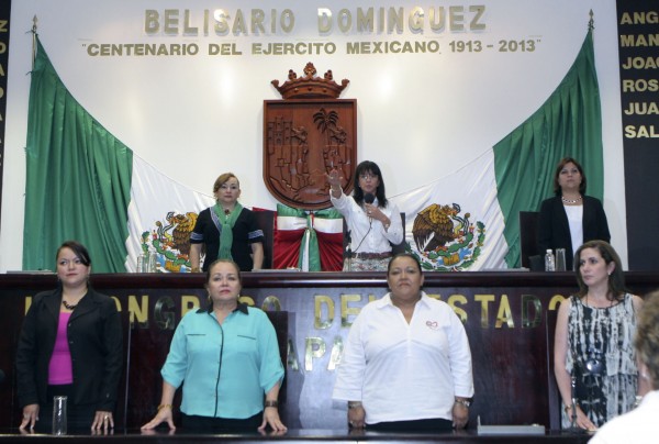 La mesa directiva quedó integrada por siete mujeres. Foto: Cortesía.