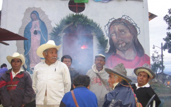 “nosotros pensamos que el gobierno está haciendo como en el caso de las tres personas de Simojovel que les prefabricaron un delito sin tener pruebas contra ellos”: Abejas de Acteal. Foto: Amalia Avendaño