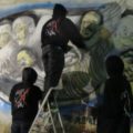 Artistas de Kenya representan en sus pinturas a la clase política, resaltan la corrupción, y comparan a los líderes políticos con buitres. Foto: www.mexicocnn.com