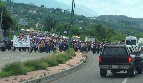 Provenientes de 39 comunidades, marcharon desde Ixtpa hasta Tuxtla. 