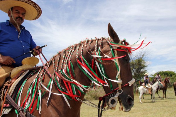 Cabalgata en el marco de la Feria de Comitán. Foto: Elizabeth Ruiz