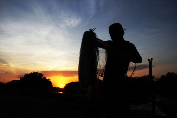Regresando de la pesca. Foto: Elizabeth Ruiz