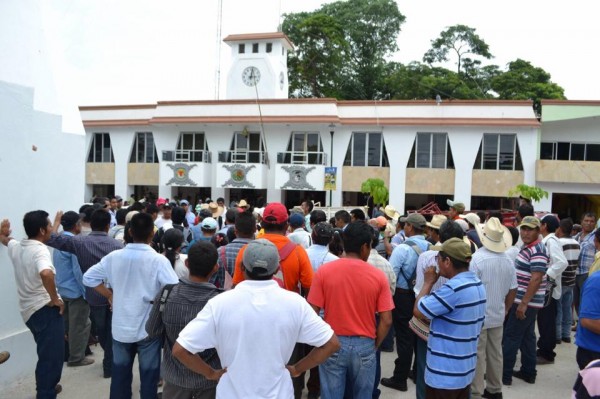 En Palenque los campesinos de la UCD marcharon el pasado lunes para exigir la libertad de Juan Vázquez Sánchez. Foto: Chiapas PARALELO 